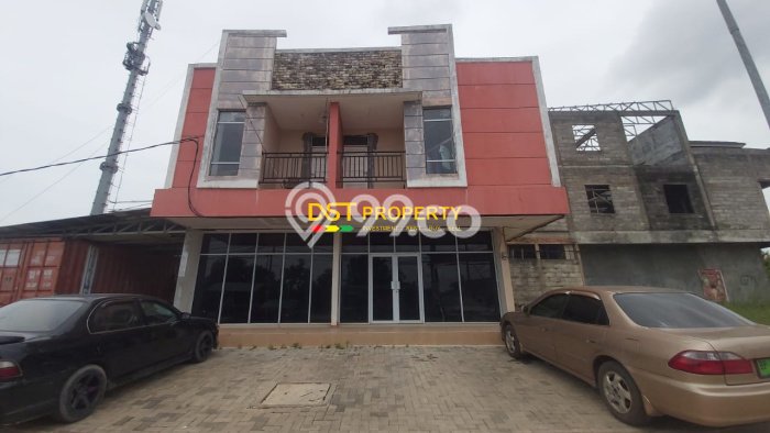 POTENSI BESAR! Ruko di , Luas 175m2m², Pusat Komersial POTENSI BESAR! Ruko di , Luas 175m2m², Pusat Komersial