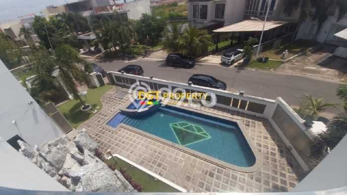 Rumah Eksklusif Siap Huni di Batam Fasilitas Lengkap Rumah Eksklusif Siap Huni di Batam Fasilitas Lengkap