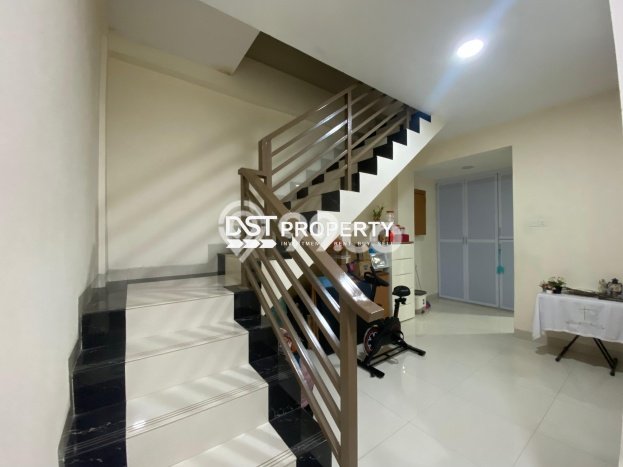 Jual Rumah Modern 4 KT di Batam Centre, Batam Jual Rumah Modern 4 KT di Batam Centre, Batam