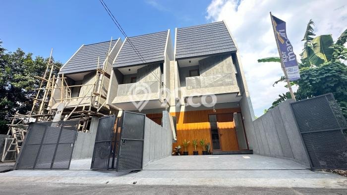 Rumah Modern 3 KT di Pondok Gede Jakarta Timur Unfurnished Rumah Modern 3 KT di Pondok Gede Jakarta Timur Unfurnished