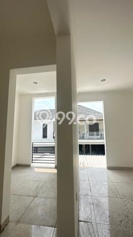 For Sale Hunian Rumah Terawat 3 KT di Pejaten, Jakarta Selatan For Sale Hunian Rumah Terawat 3 KT di Pejaten, Jakarta Selatan