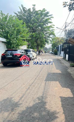 Rumah Mewah Siap Huni LT 332m2 di Kebon Jeruk, Jakarta Barat Rumah Mewah Siap Huni LT 332m2 di Kebon Jeruk, Jakarta Barat
