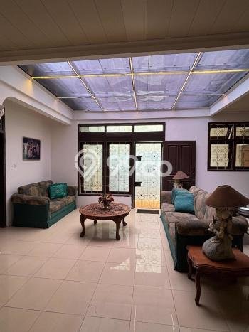 Hunian Mewah Dijual LT 207m2 di Kebayoran Baru, Jakarta Selatan Hunian Mewah Dijual LT 207m2 di Kebayoran Baru, Jakarta Selatan