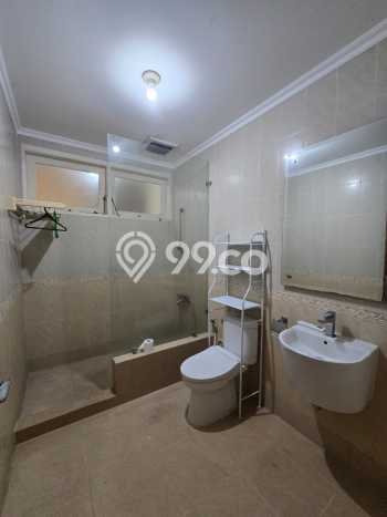 Hunian Kondisi Baik Disewakan di Pondok Indah, Jakarta Selatan LT 814m2, LB 650m2 Hunian Kondisi Baik Disewakan di Pondok Indah, Jakarta Selatan LT 814m2, LB 650m2