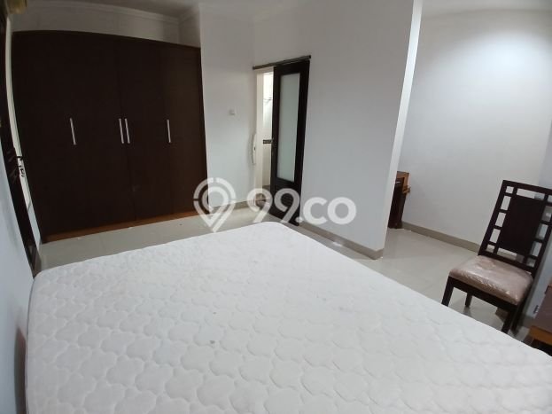 Disewakan Rumah Murah di Kemang Jakarta Selatan Punya 4 KT Disewakan Rumah Murah di Kemang Jakarta Selatan Punya 4 KT