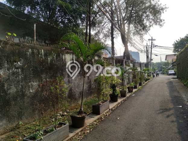 Siap Huni Rumah Mewah 4 Kamar di Kebayoran Baru Dekat ke Mana Saja Siap Huni Rumah Mewah 4 Kamar di Kebayoran Baru Dekat ke Mana Saja