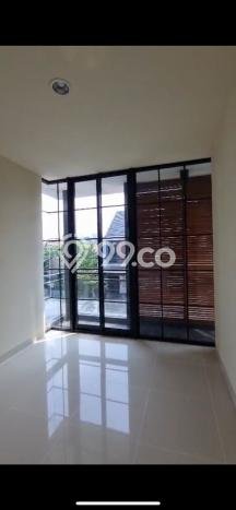 Rumah Eksklusif Siap Huni LT 150m2 di Kebayoran Baru, Jakarta Selatan Rumah Eksklusif Siap Huni LT 150m2 di Kebayoran Baru, Jakarta Selatan