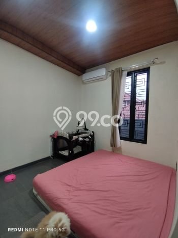 Ready to Use! Premium House LT 255m2 Desain Modern di Joglo Ready to Use! Premium House LT 255m2 Desain Modern di Joglo