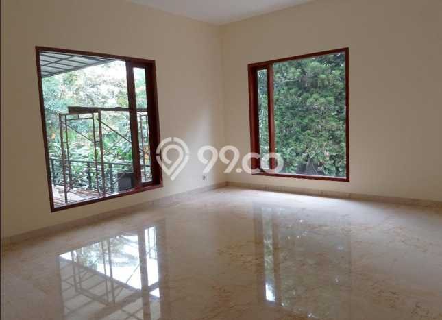 Sewa Rumah Strategis di Kemang LT 1050m2 / LB 450m2 Siap Huni Sewa Rumah Strategis di Kemang LT 1050m2 / LB 450m2 Siap Huni