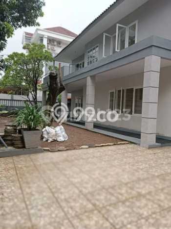 Hunian Strategis Disewakan 4 Kamar di Menteng Bisa Nego Hunian Strategis Disewakan 4 Kamar di Menteng Bisa Nego