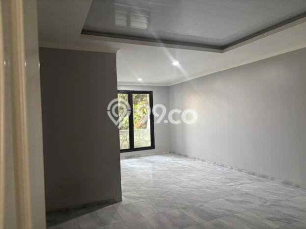 Disewakan Rumah Nyaman LT 800m2 / LB 800m2 di Pondok Indah, Jakarta Selatan Disewakan Rumah Nyaman LT 800m2 / LB 800m2 di Pondok Indah, Jakarta Selatan