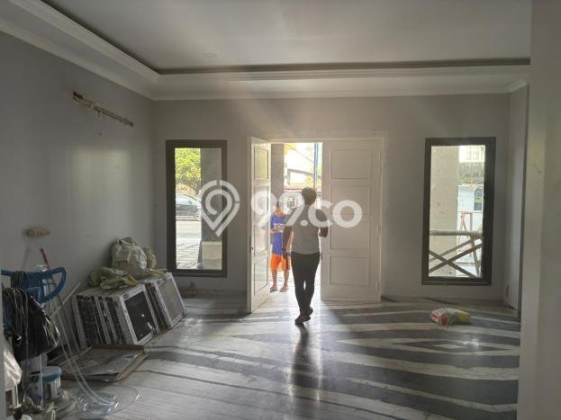 Disewakan Rumah Nyaman LT 800m2 / LB 800m2 di Pondok Indah, Jakarta Selatan Disewakan Rumah Nyaman LT 800m2 / LB 800m2 di Pondok Indah, Jakarta Selatan