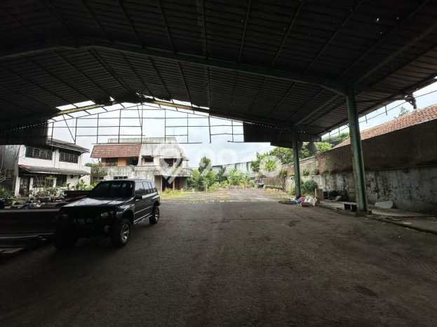 Disewakan Gudang di Kawasan Ramai Bandung Barat Luas 1512m2 Disewakan Gudang di Kawasan Ramai Bandung Barat Luas 1512m2
