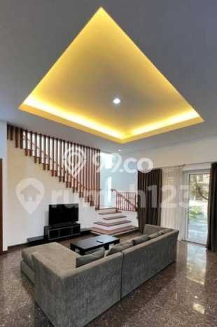Jarang Ada! Rumah Sewa 4 Kamar Bagus Siap Huni Kemang Jarang Ada! Rumah Sewa 4 Kamar Bagus Siap Huni Kemang