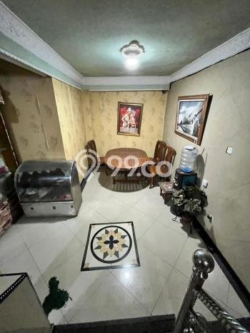 Untuk Dijual! Ruko di Supomo Jakarta Selatan LT 258m2 / LB 600m2 Kawasan Bisnis Untuk Dijual! Ruko di Supomo Jakarta Selatan LT 258m2 / LB 600m2 Kawasan Bisnis
