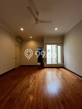 Hunian Minimalis Disewakan di Pondok Indah Jakarta Selatan 5 KT & 5 KM Hunian Minimalis Disewakan di Pondok Indah Jakarta Selatan 5 KT & 5 KM