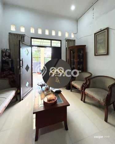 Dijual Rumah Premium dengan Fasilitas Sekitar Komplit di Tebet, Jakarta Selatan Dijual Rumah Premium dengan Fasilitas Sekitar Komplit di Tebet, Jakarta Selatan