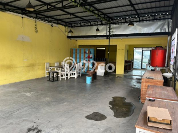 Ruko Dijual di Pedurungan LT 570m2, LB 200m2 Solusi Investasi Cerdas Ruko Dijual di Pedurungan LT 570m2, LB 200m2 Solusi Investasi Cerdas