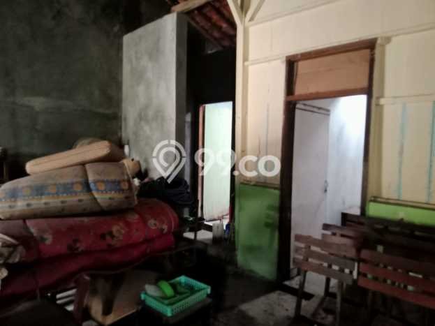 Rumah LT 214m² Desain Minimalis di Candisari, Dekat Pusat Kota, Semarang Rumah LT 214m² Desain Minimalis di Candisari, Dekat Pusat Kota, Semarang