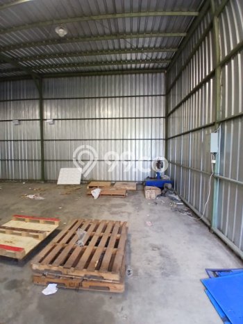 Gudang disewakan di Demak Demak dengan luas bangunan 2800m2 Gudang disewakan di Demak Demak dengan luas bangunan 2800m2