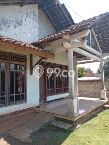 Hunian Cantik Modern Lb 200m2 di Ungaran Timur, Semarang Hunian Cantik Modern Lb 200m2 di Ungaran Timur, Semarang
