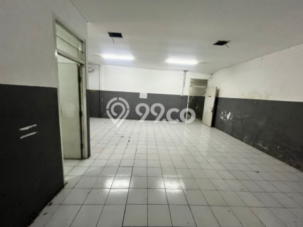 Ruko Komersial Disewakan di Pedurungan Semarang Luas 476m2 Ruko Komersial Disewakan di Pedurungan Semarang Luas 476m2
