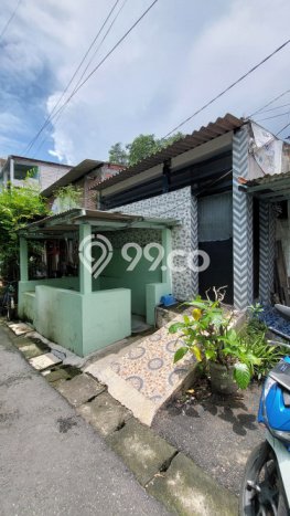Unit Kost Dijual di Semarang Tengah dengan 10 Kamar Tidur & Luas Bangunan 200m2 Unit Kost Dijual di Semarang Tengah dengan 10 Kamar Tidur & Luas Bangunan 200m2
