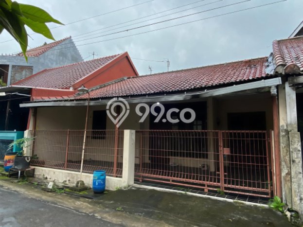 Jual Rumah Favorit Siap Huni LB 100m2 di Ungaran Timur, Semarang Jual Rumah Favorit Siap Huni LB 100m2 di Ungaran Timur, Semarang