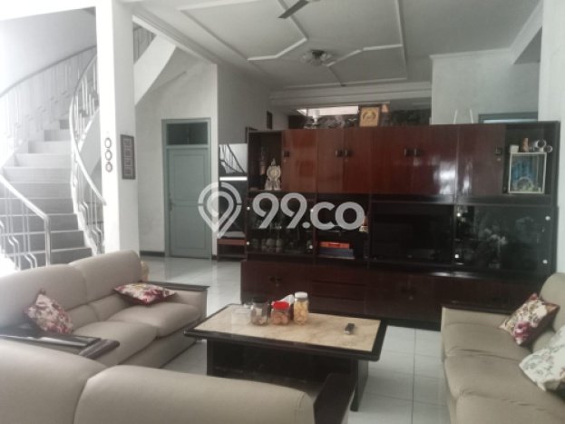 Dijual Cepat Rumah Favorit Siap Huni LB 300m2 di Semarang Utara, Semarang Dijual Cepat Rumah Favorit Siap Huni LB 300m2 di Semarang Utara, Semarang
