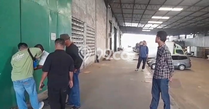 Unit Gudang Disewakan di Pasar Kemis di Area Ramai & Strategis Unit Gudang Disewakan di Pasar Kemis di Area Ramai & Strategis