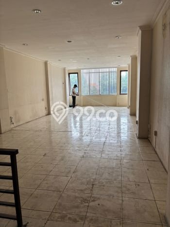 Ruko Disewakan Cepat di Tebet Jakarta Selatan LB 272m2 Ruko Disewakan Cepat di Tebet Jakarta Selatan LB 272m2