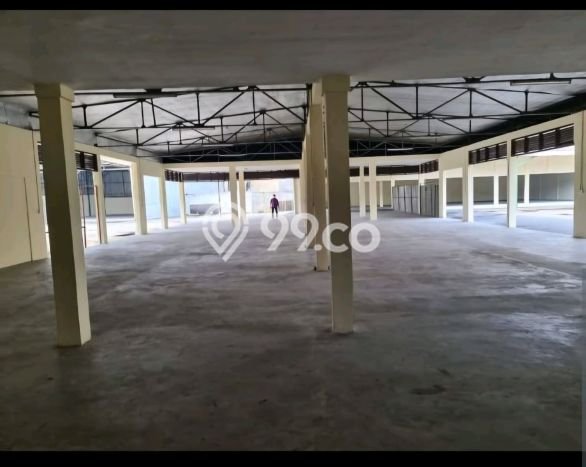 Gudang Disewa di Pasar Rebo, Jakarta Timur, LT 5700m2 / LB 2500m2 Gudang Disewa di Pasar Rebo, Jakarta Timur, LT 5700m2 / LB 2500m2