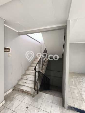 Rumah Kontrakan Jakarta Utara LT 360m2 LB 600m2 Kawasan Pluit Rumah Kontrakan Jakarta Utara LT 360m2 LB 600m2 Kawasan Pluit
