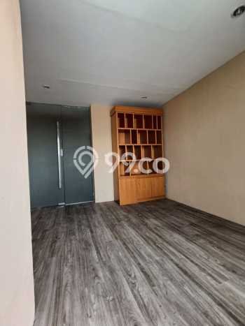 Rumah Kontrakan Jakarta Utara LT 360m2 LB 600m2 Kawasan Pluit Rumah Kontrakan Jakarta Utara LT 360m2 LB 600m2 Kawasan Pluit