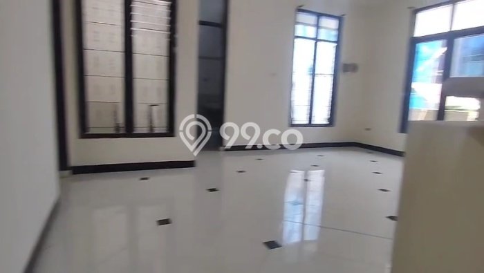 Rumah di Sunter, 4 KT, Dekat Fasilitas Umum, Luas 200m² Bangunan 320m² Rumah di Sunter, 4 KT, Dekat Fasilitas Umum, Luas 200m² Bangunan 320m²