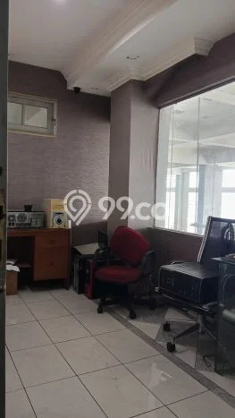Disewakan Komersial di Pusat Kota Jakarta Selatan Ramai Strategis Disewakan Komersial di Pusat Kota Jakarta Selatan Ramai Strategis