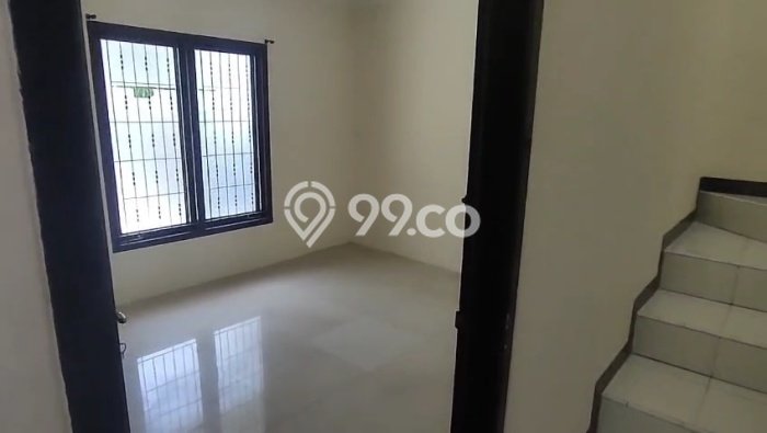 Rumah di Sunter, 4 KT, Dekat Fasilitas Umum, Luas 200m² Bangunan 320m² Rumah di Sunter, 4 KT, Dekat Fasilitas Umum, Luas 200m² Bangunan 320m²