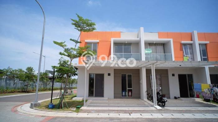 For Sale! Luxury House LT 90m2 Desain Modern di Pantai Indah Kapuk For Sale! Luxury House LT 90m2 Desain Modern di Pantai Indah Kapuk