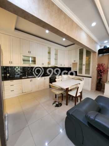 Rumah Elit LB 160m2 Siap Pakai Desain Elegan di Pantai Indah Kapuk, Jakarta Utara Rumah Elit LB 160m2 Siap Pakai Desain Elegan di Pantai Indah Kapuk, Jakarta Utara