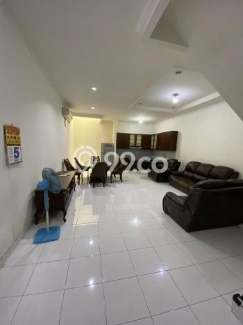 For Sale Rumah 3 Kamar Lokasi Strategis Bagus dan Strategis di Kebon Jeruk For Sale Rumah 3 Kamar Lokasi Strategis Bagus dan Strategis di Kebon Jeruk