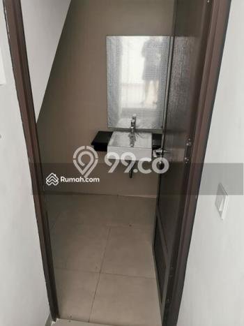 Dijual Rumah Eksklusif 3 KT di Pantai Indah Kapuk, Jakarta Utara Dijual Rumah Eksklusif 3 KT di Pantai Indah Kapuk, Jakarta Utara