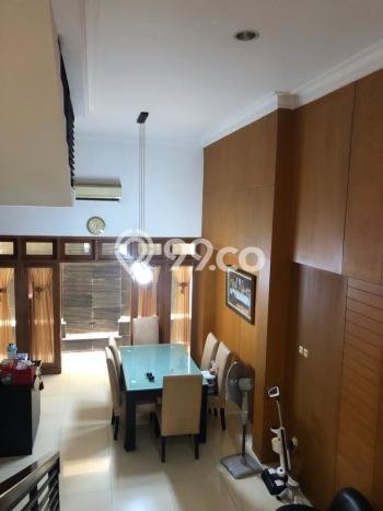 Jual Rumah Mewah Elegan Dengan View Cantik di Puri Indah, Jakarta Barat Jual Rumah Mewah Elegan Dengan View Cantik di Puri Indah, Jakarta Barat