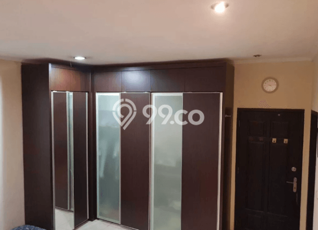 Rumah Mewah LB 220m2 Siap Pakai Desain Elegan di Taman Surya, Jakarta Barat Rumah Mewah LB 220m2 Siap Pakai Desain Elegan di Taman Surya, Jakarta Barat