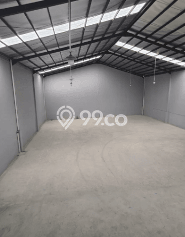 LOKASI BISNIS! Gudang For Rent Kawasan Cipondoh, Luas 600m², Jalan Strategis, Ready Operasional LOKASI BISNIS! Gudang For Rent Kawasan Cipondoh, Luas 600m², Jalan Strategis, Ready Operasional