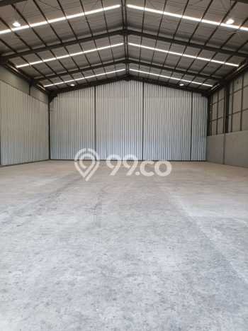 Unit Gudang Disewakan di Dadap di Area Ramai & Strategis Unit Gudang Disewakan di Dadap di Area Ramai & Strategis