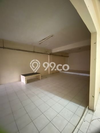 Unit Ruko Dijual di Jakarta Barat LT 89m2 & LB 270m2 Unit Ruko Dijual di Jakarta Barat LT 89m2 & LB 270m2
