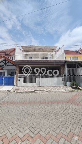 Lokasi terbaik! Rumah siap pakai disewakan di Bulak LB 110m2 Lokasi terbaik! Rumah siap pakai disewakan di Bulak LB 110m2