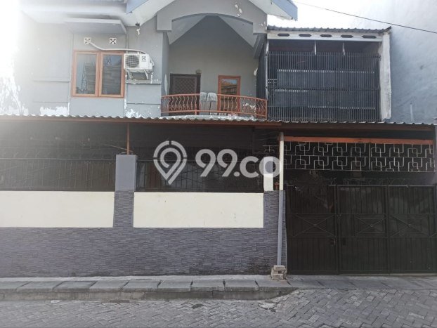 For Sale Rumah 4 Kamar Lokasi Ideal Bagus dan Strategis di Tambaksari For Sale Rumah 4 Kamar Lokasi Ideal Bagus dan Strategis di Tambaksari