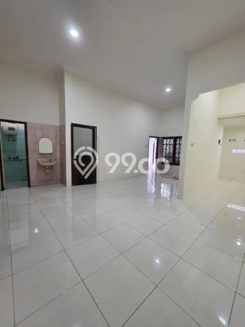 Sewa cepat rumah minimalis lokasi strategis 4 Kamar di Tambaksari, Surabaya Sewa cepat rumah minimalis lokasi strategis 4 Kamar di Tambaksari, Surabaya