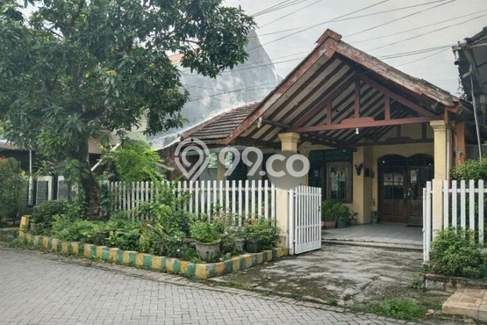 Untuk Dijual Tanah di Rungkut Surabaya Luas 200m2 SHM Untuk Dijual Tanah di Rungkut Surabaya Luas 200m2 SHM